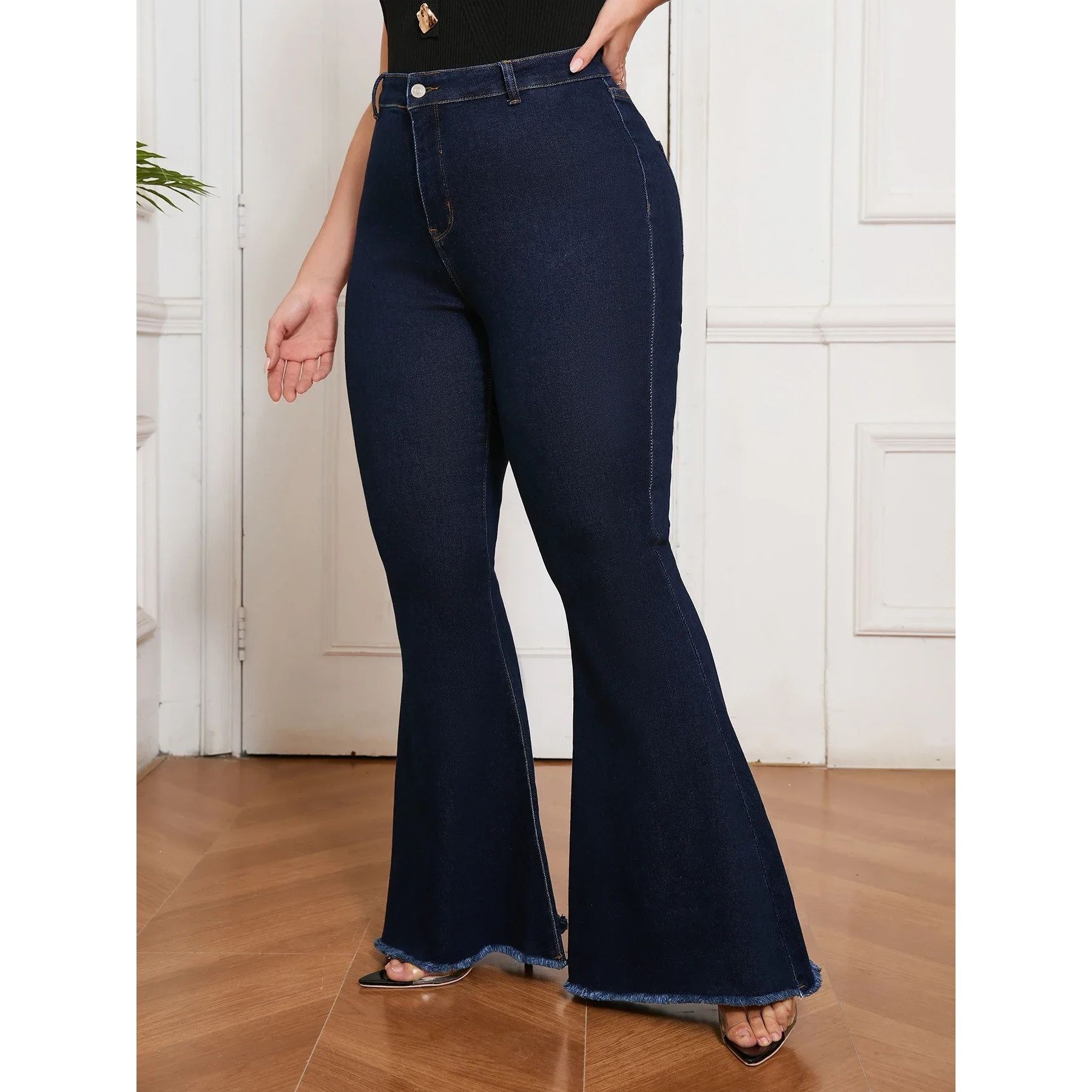 Curvy Fit High Waisted Flared Jeans For Women Plus Size Sret