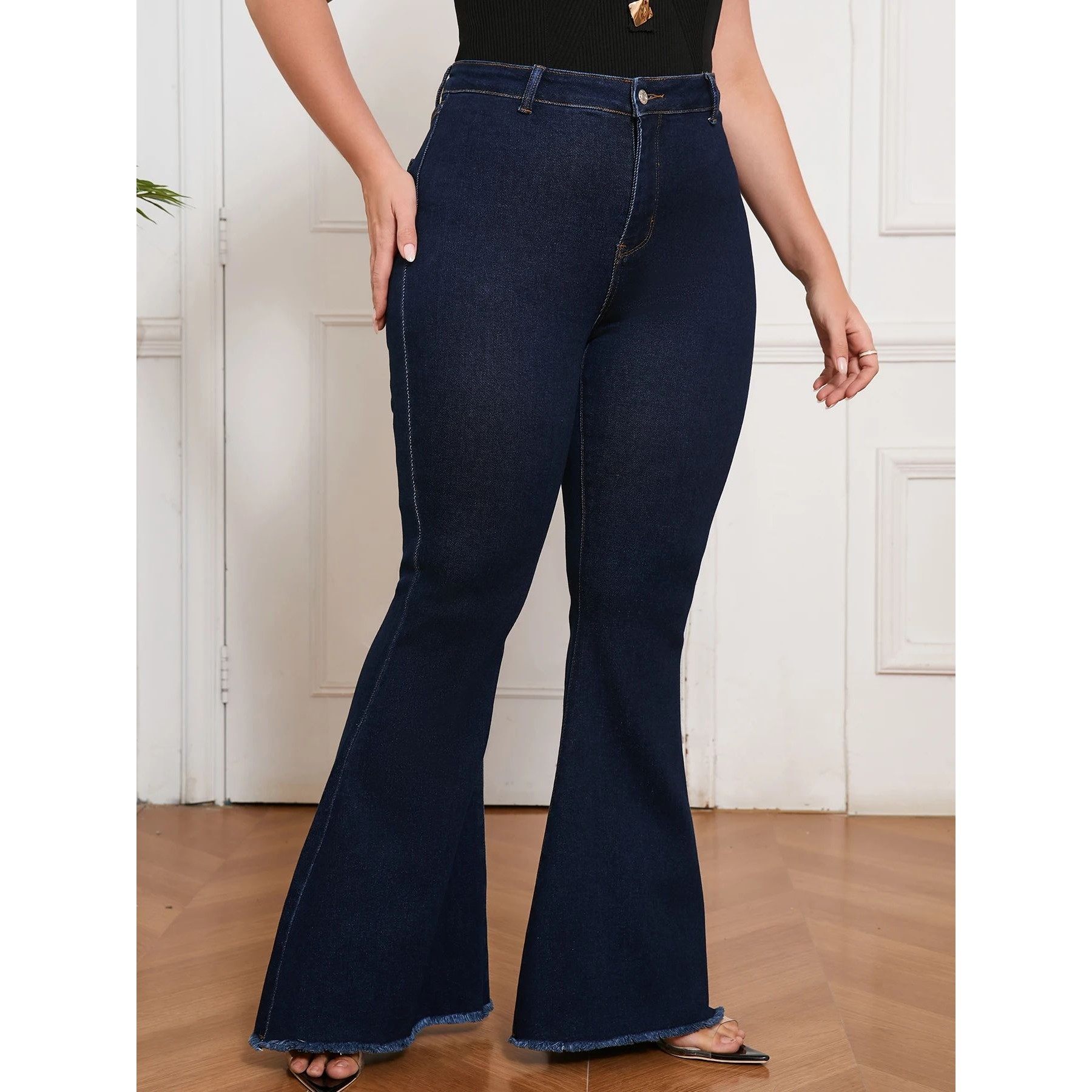 Curvy Fit High Waisted Flared Jeans For Women Plus Size Sret