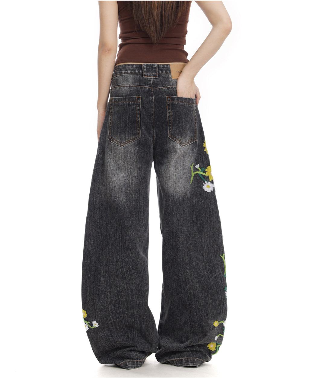 Plant And Floral Embroidered Curved Jeans